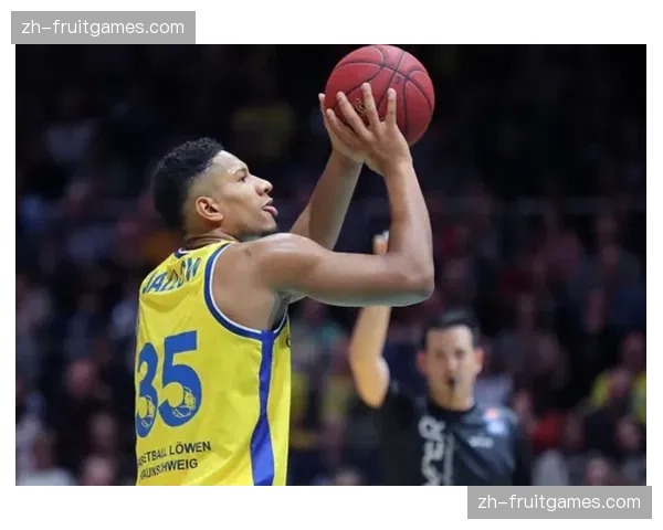 太阳队三分命中率领先 空间配置协同提升效率