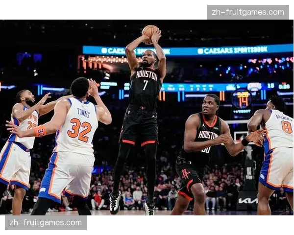 火箭战术执行最后时刻出现失误 乌度卡暂停使用时机引发讨论 火箭战术执行最后时刻出现失误 乌度卡暂停使用时机引发讨论