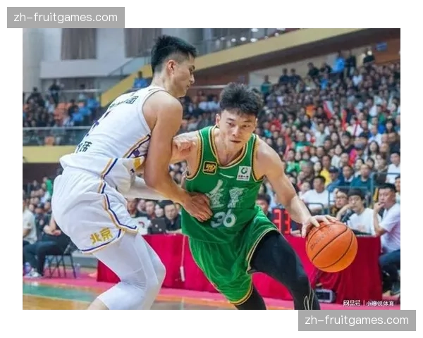 北控佩里25分仅1助攻:内线得分手与团队节奏的融合问题 北控佩里25分仅1助攻:内线得分手与团队节奏的融合问题